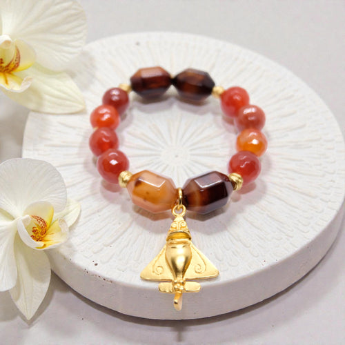 Edelsteinarmband aus Achat Steinen und 24K Gold Anhänger aus Kolumbien