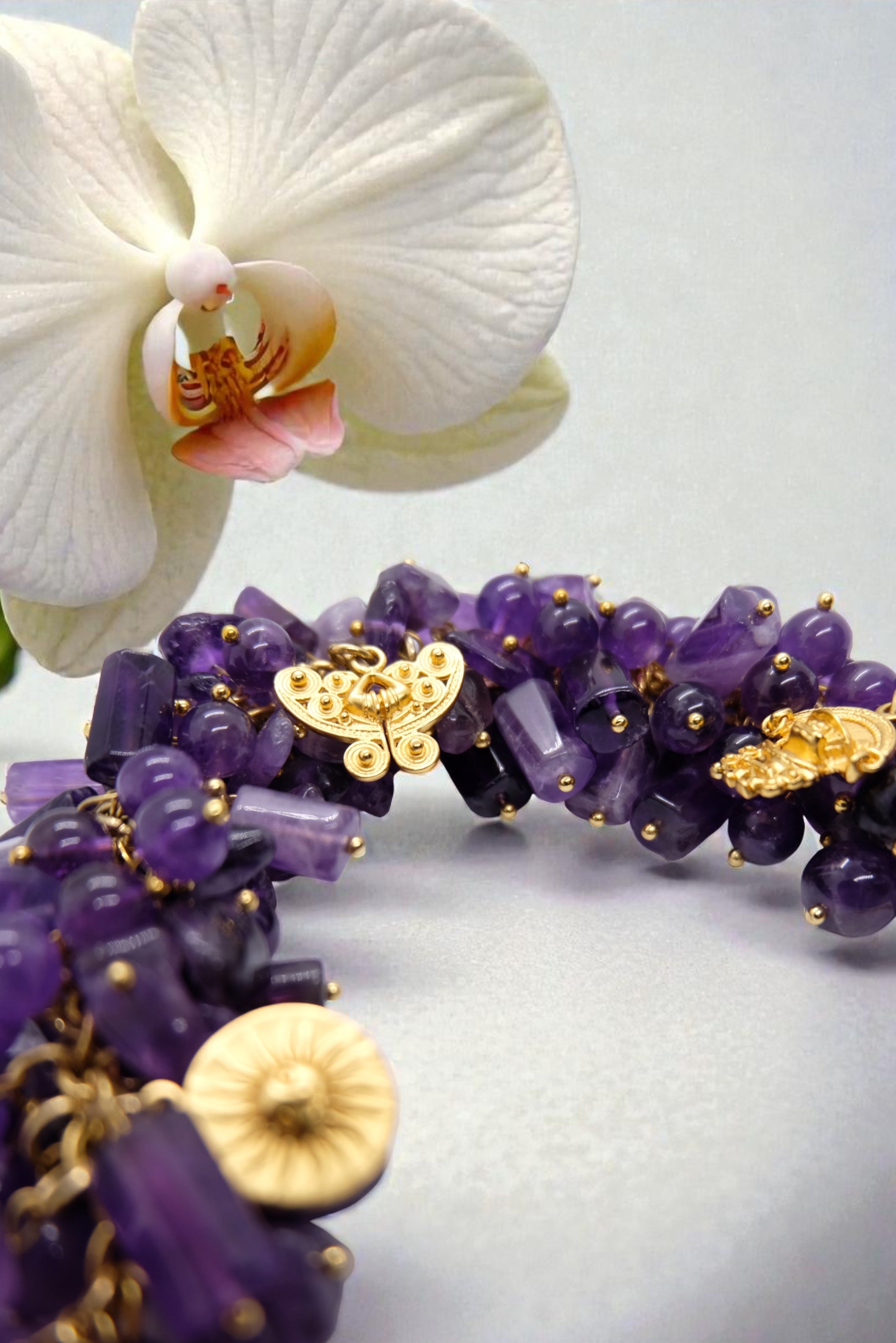 XL Armband aus Amethyst Edelstein und Gold 