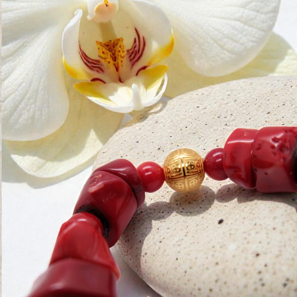 Rotes Korallen-Armband mit vergoldeten Sterling Silver Elementen